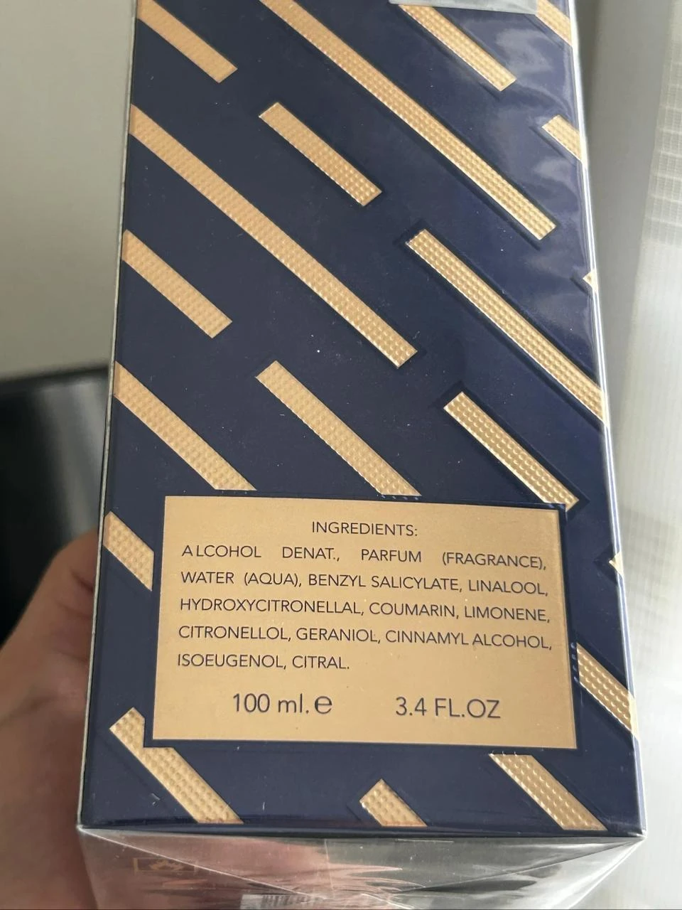 Perfume Azzezah Lattafa 100ml – photo 3